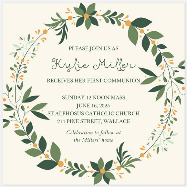 Wreath Berries First Communion Invitations